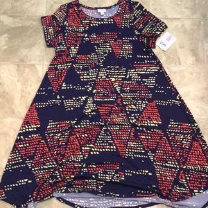 Medium LuLaRoe Carly!